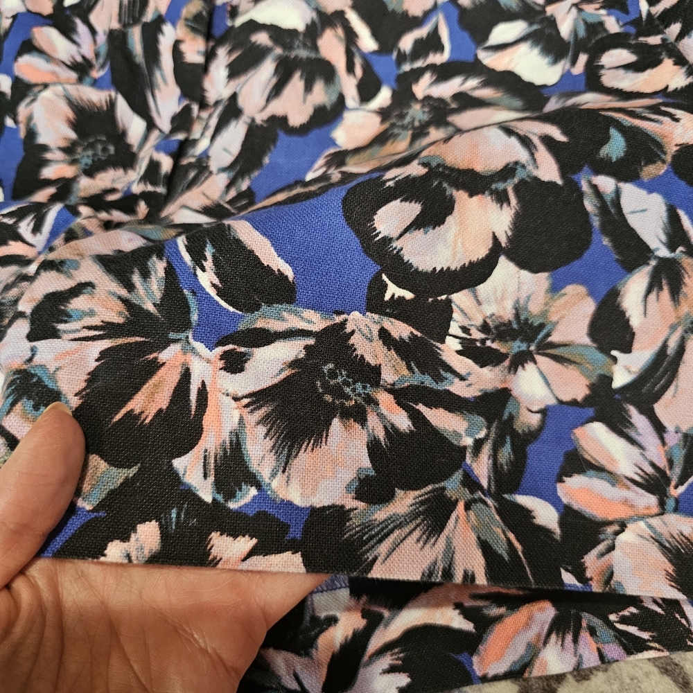 J Crew Linen Cotton Floral Printed Shorts - Picture 4 of 6